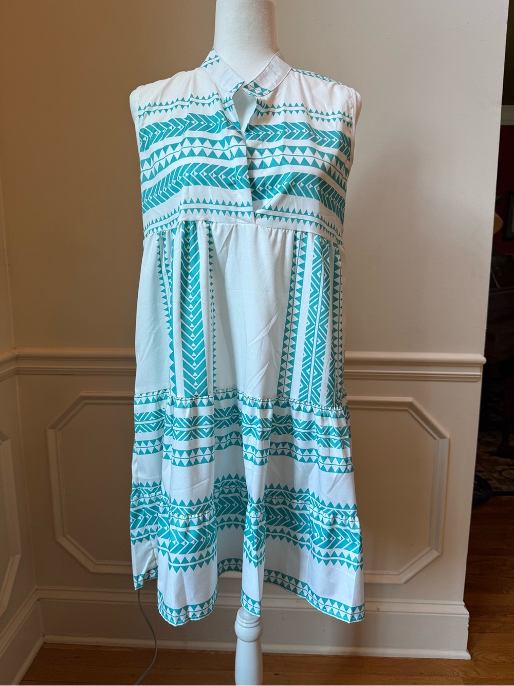 Sleeveless White & Teal Tribal Print Shift Dress